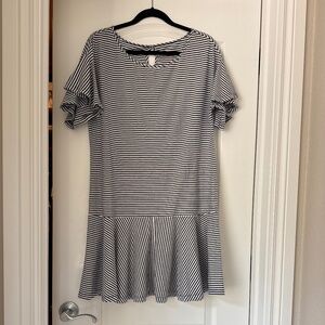 Vineyard Vines dress